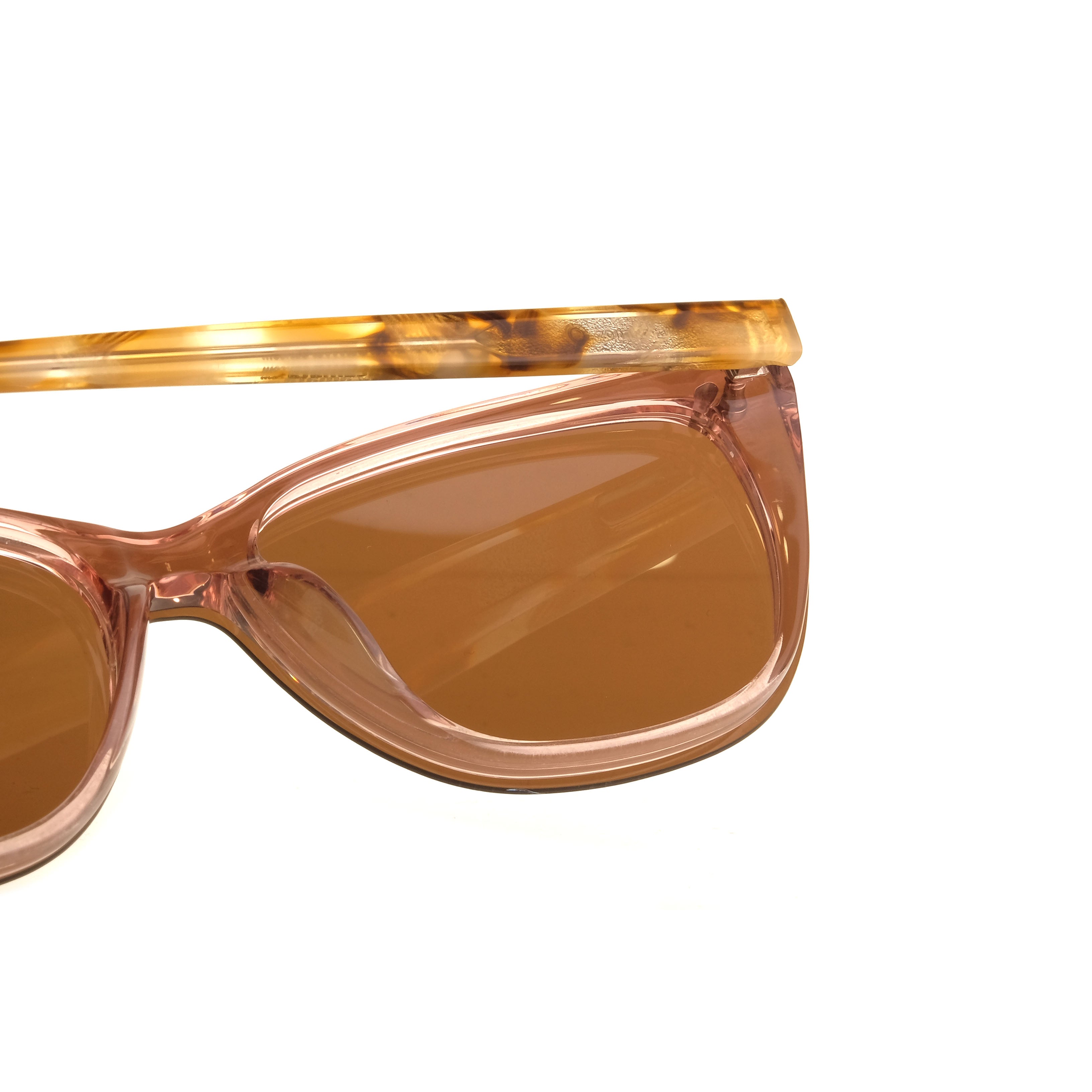 Clip On Cat Eye Mire