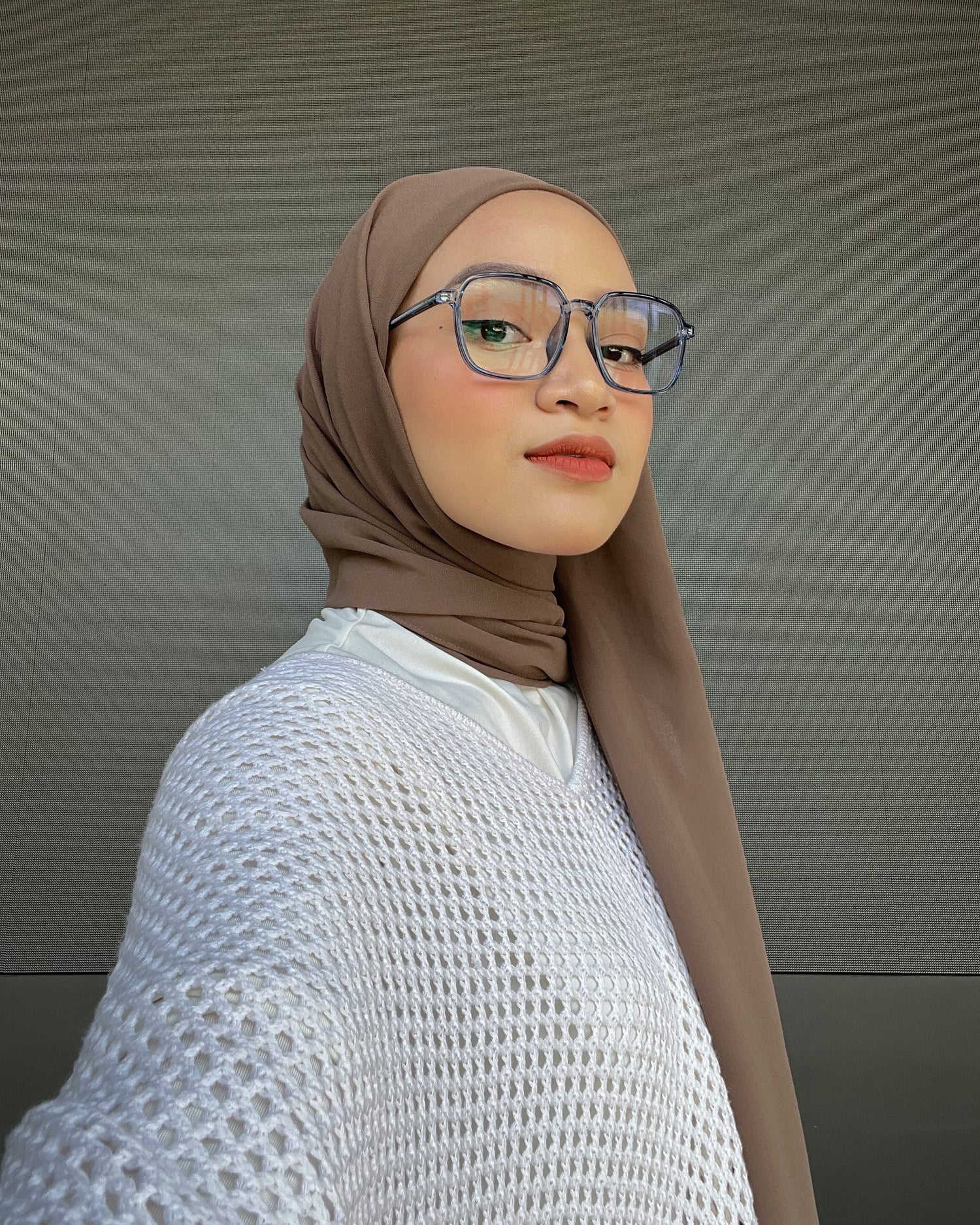 Ergonomic Design Emiko