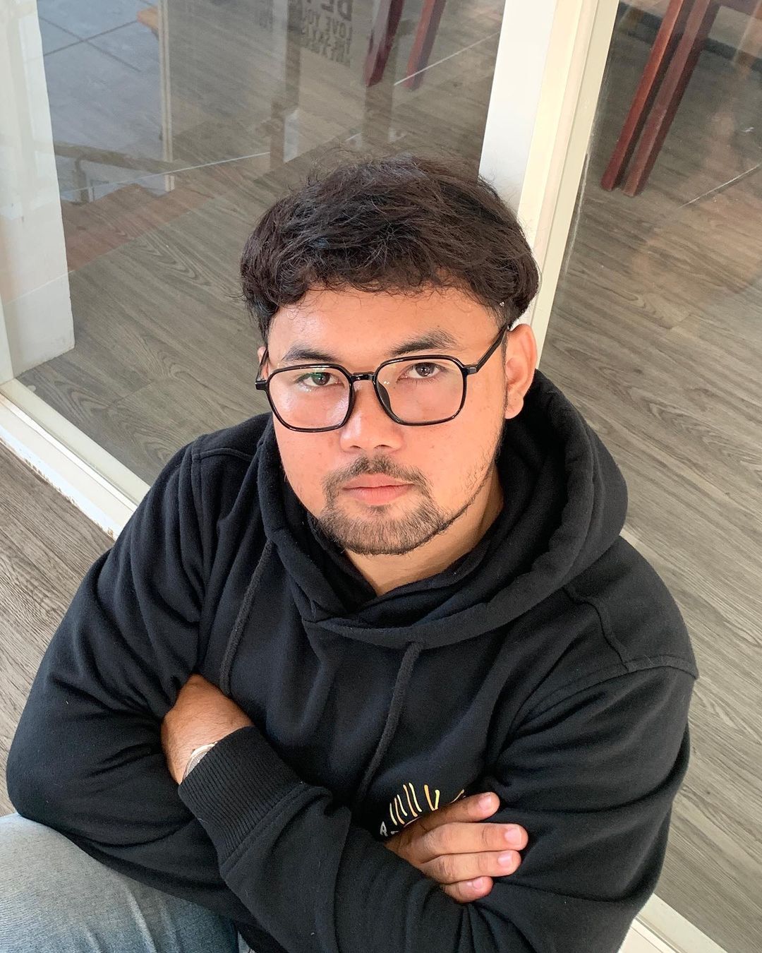 Ergonomic Design Emiko